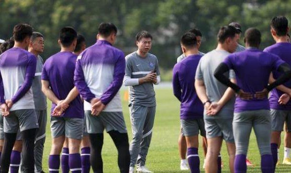 世界杯比赛直播地址-津媒：有年轻球员试训津门虎 外援补强将存变数