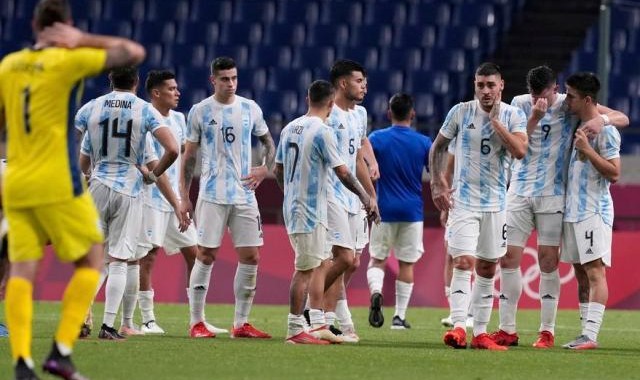 小组出局，阿根廷队献出了灵魂但没有获得足够支持