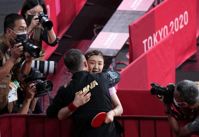 1627566943692079545.jpg 6102afddf3e8f191f35257d4.jpg